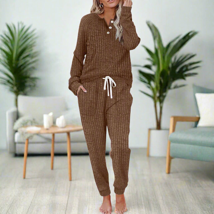 Brinta– Cozy Two Piece Loungewear Set